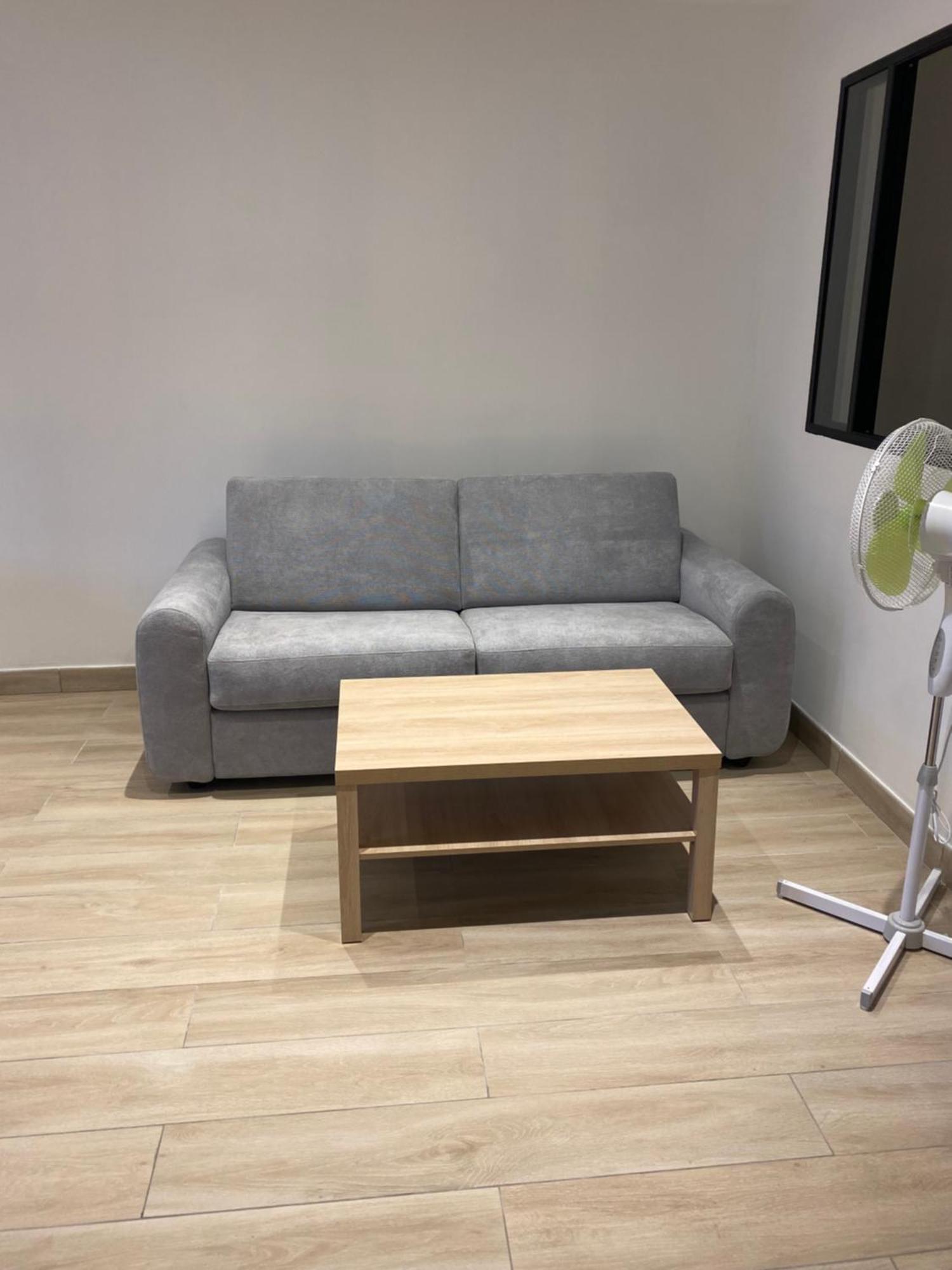 Appartement Ou Studio En Hyper Centre, Pour La Plage Et La Rue Pietonne Il Suffit De Traverser La Rue , Voir La Photo Principale Andernos-les-Bains Exterior foto
