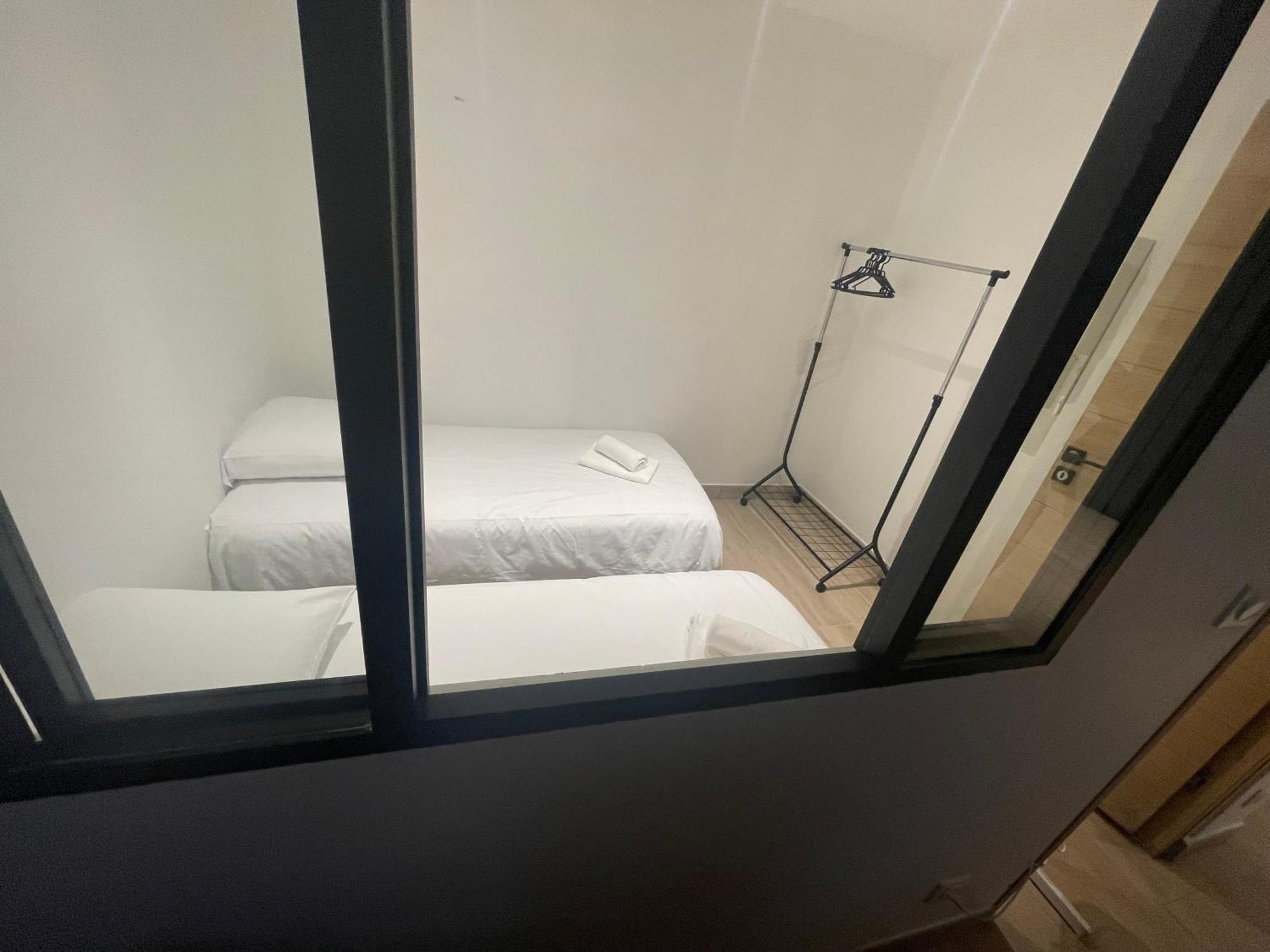Appartement Ou Studio En Hyper Centre, Pour La Plage Et La Rue Pietonne Il Suffit De Traverser La Rue , Voir La Photo Principale Andernos-les-Bains Exterior foto
